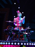 Cirque Dreams: Pop Goes The Rock